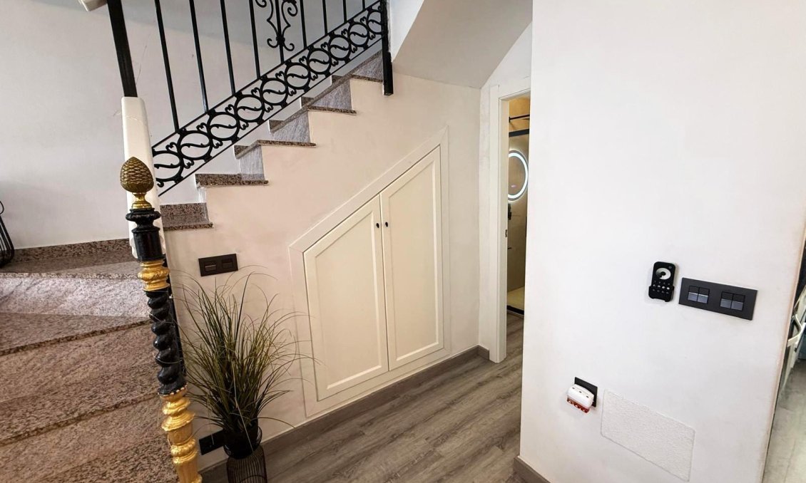 Használt Ingatlanok - Semi Detached -
Orihuela Costa - Villamartín