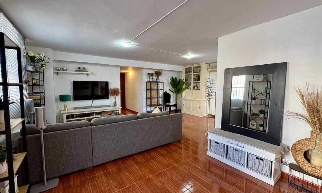 Segunda mano - Villa -
Torrevieja - Costa Blanca