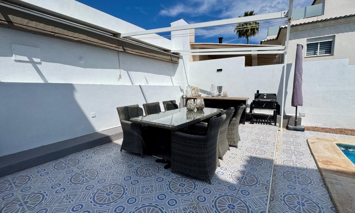 Segunda mano - Villa -
Torrevieja - Costa Blanca