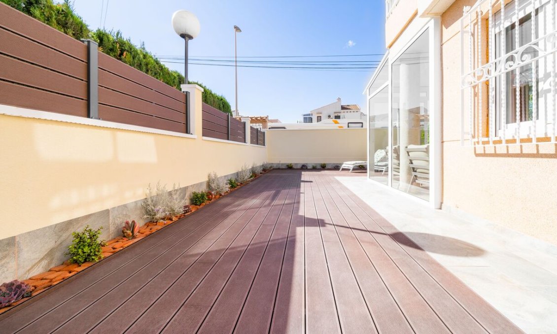 Wiederverkauf - Duplex -
Torrevieja - Costa Blanca