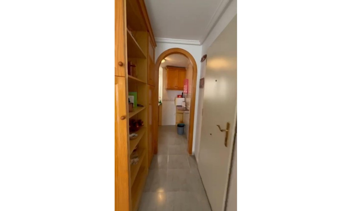 Segunda mano - Apartamento -
Torrevieja - Playa de los Locos