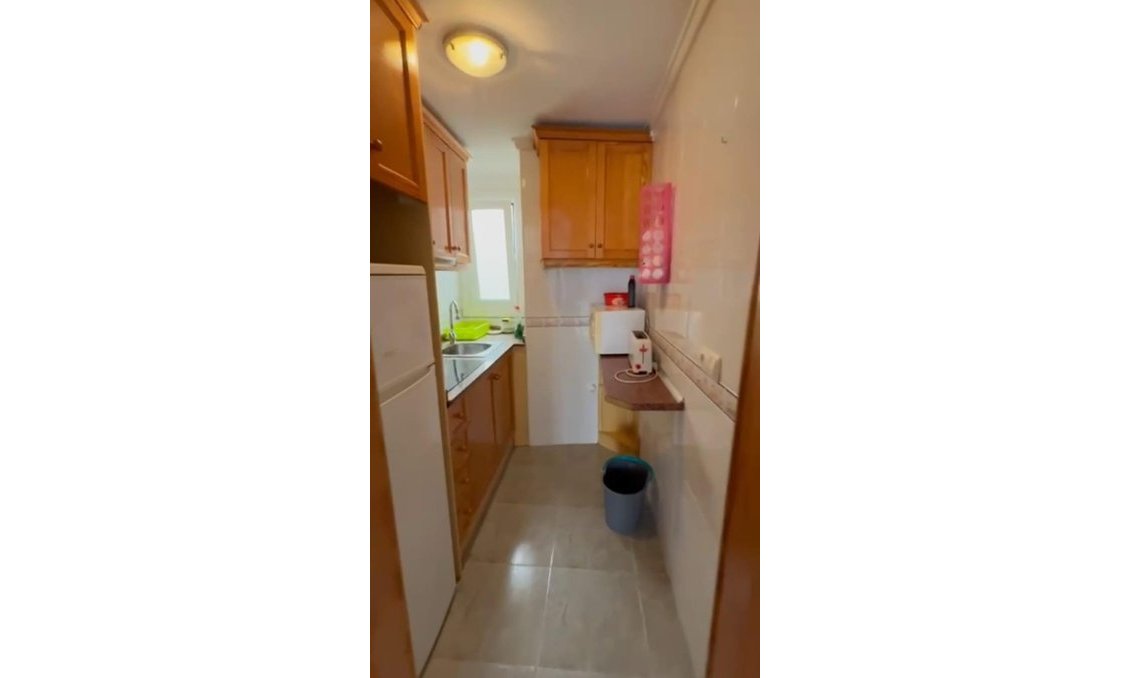 Segunda mano - Apartamento -
Torrevieja - Playa de los Locos