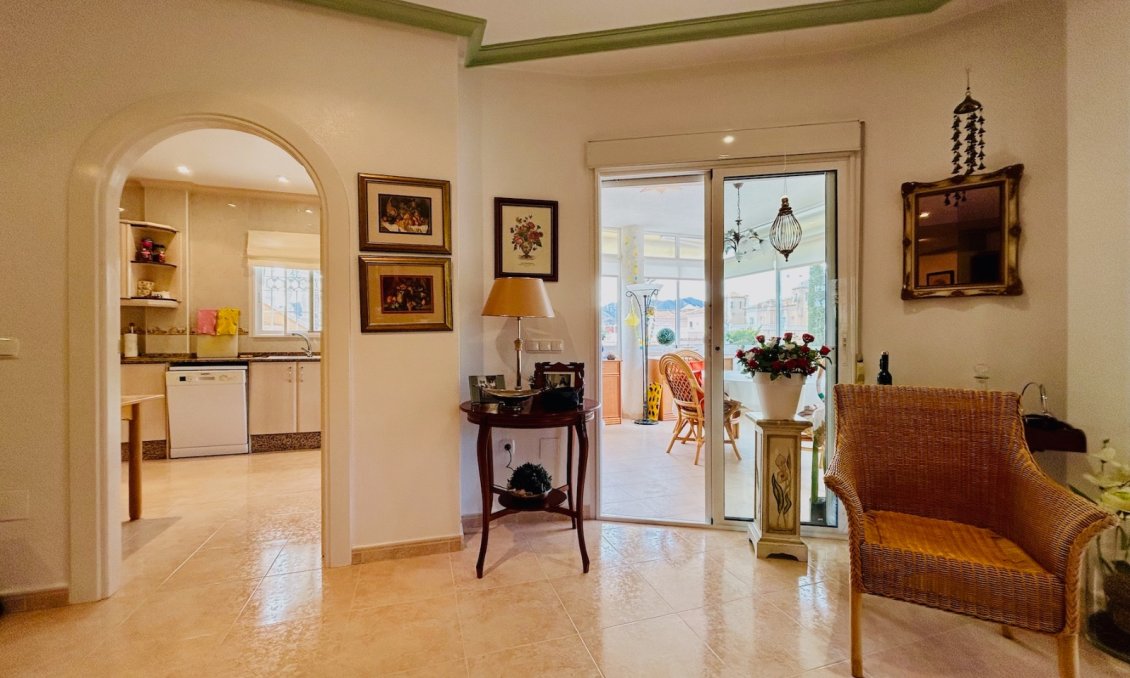 Segunda mano - Villa -
Orihuela - Inland
