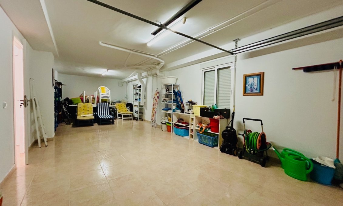 Segunda mano - Villa -
Orihuela - Inland