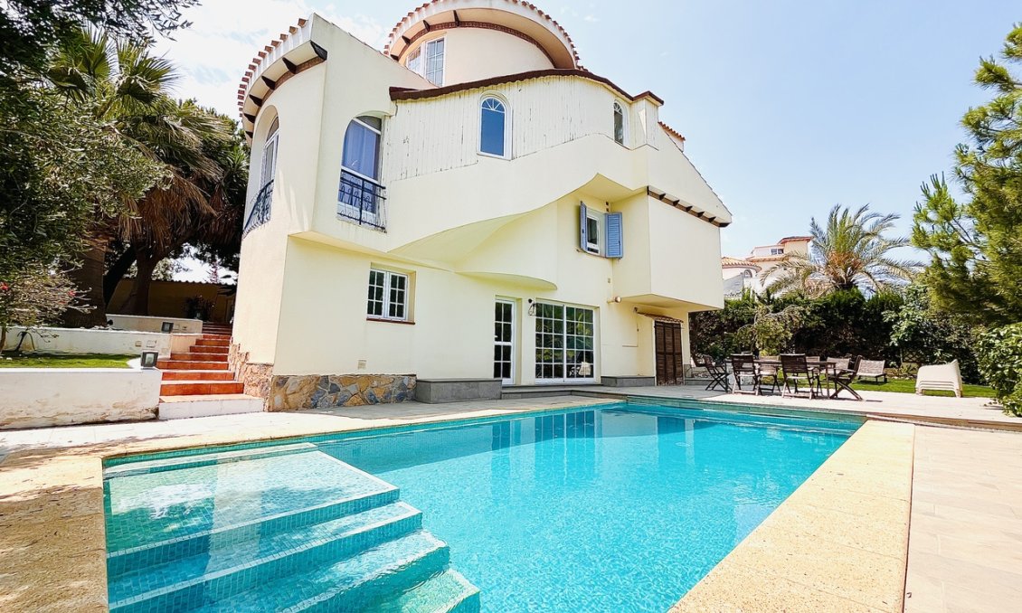 Wiederverkauf - Villa -
La Zenia - Costa Blanca