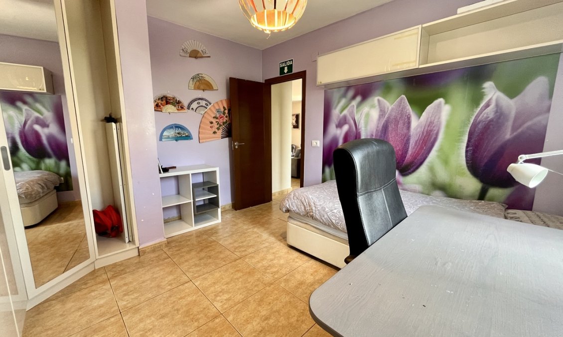Wiederverkauf - Villa -
La Zenia - Costa Blanca