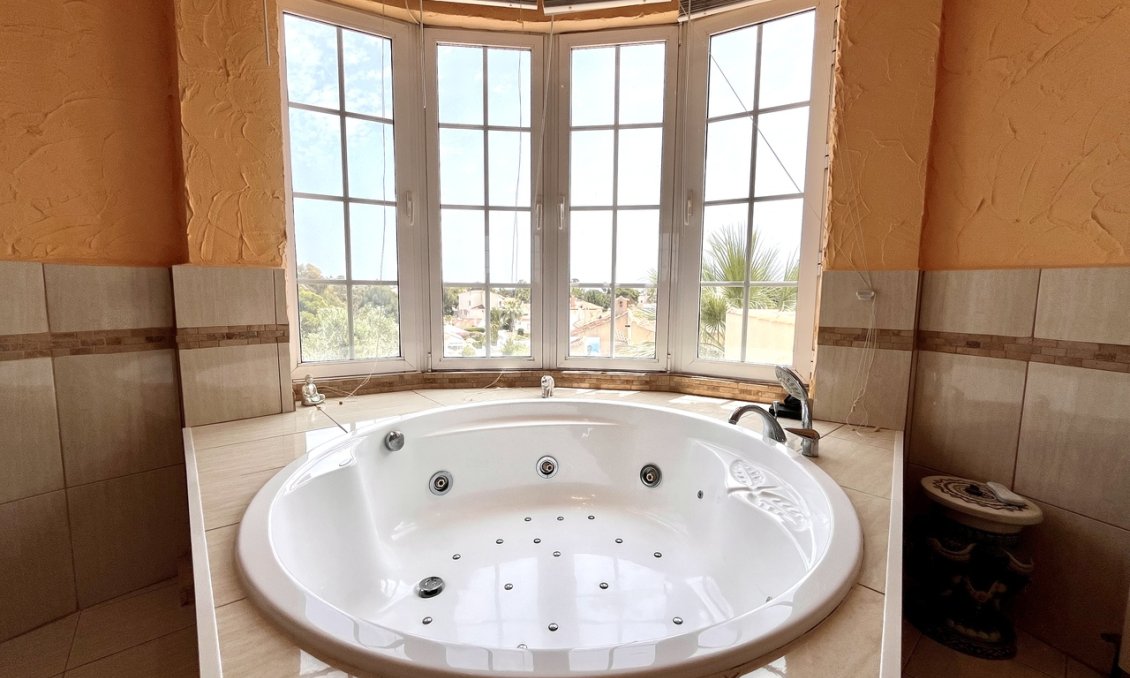 Wiederverkauf - Villa -
La Zenia - Costa Blanca