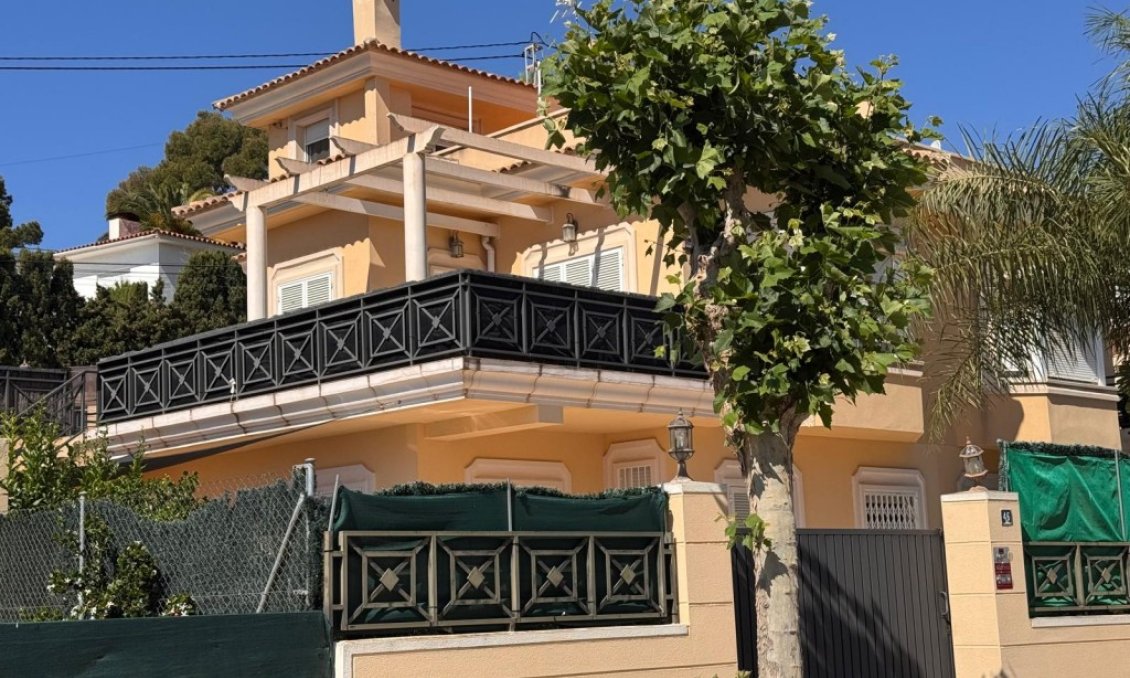 Wiederverkauf - Semi Detached -
Barranco Hondo