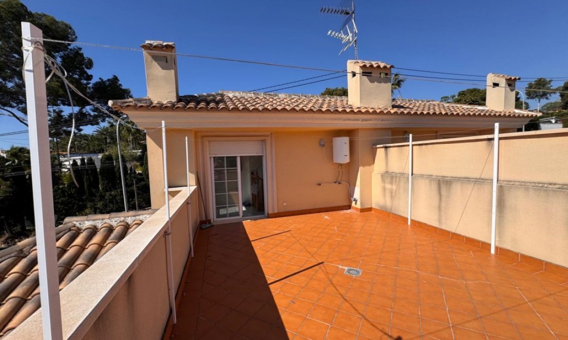 Wiederverkauf - Semi Detached -
Barranco Hondo