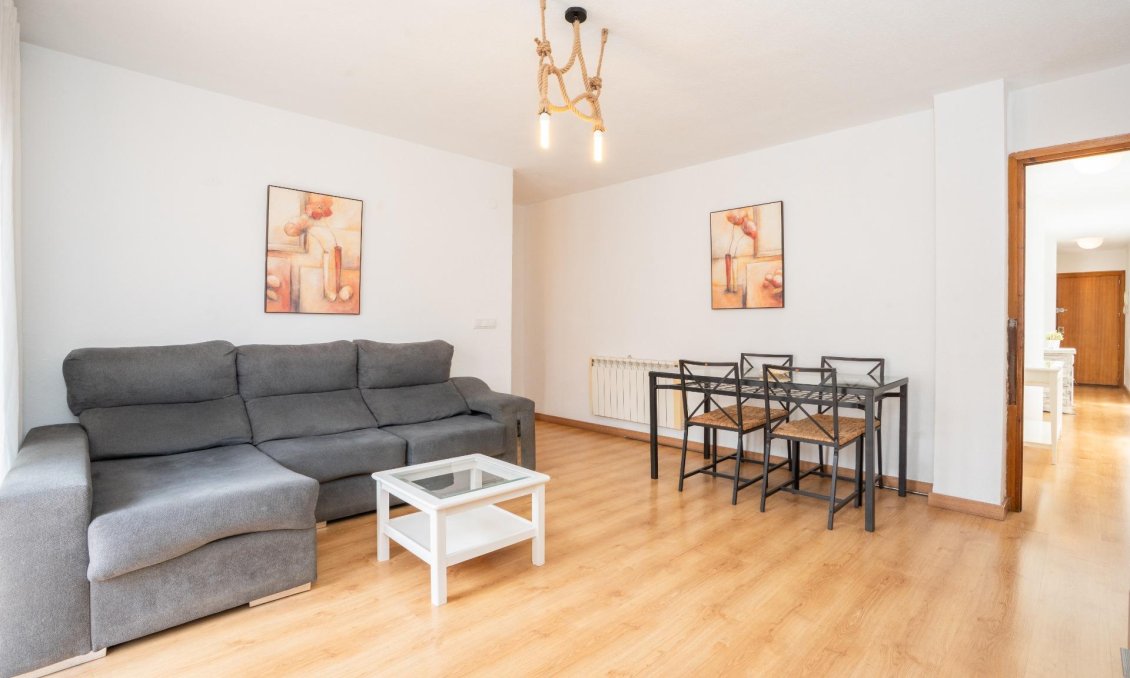 Segunda mano - Apartamento -
Torrevieja - El Acequión - Los Náufragos