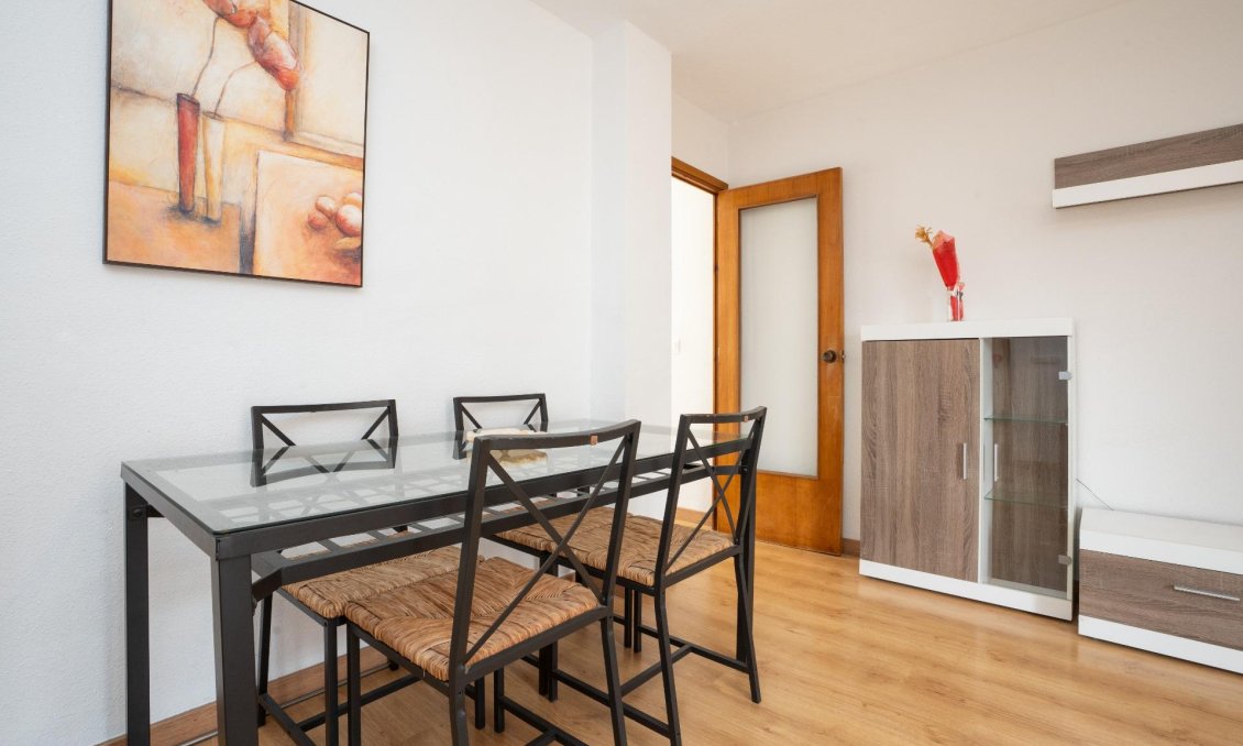 Segunda mano - Apartamento -
Torrevieja - El Acequión - Los Náufragos