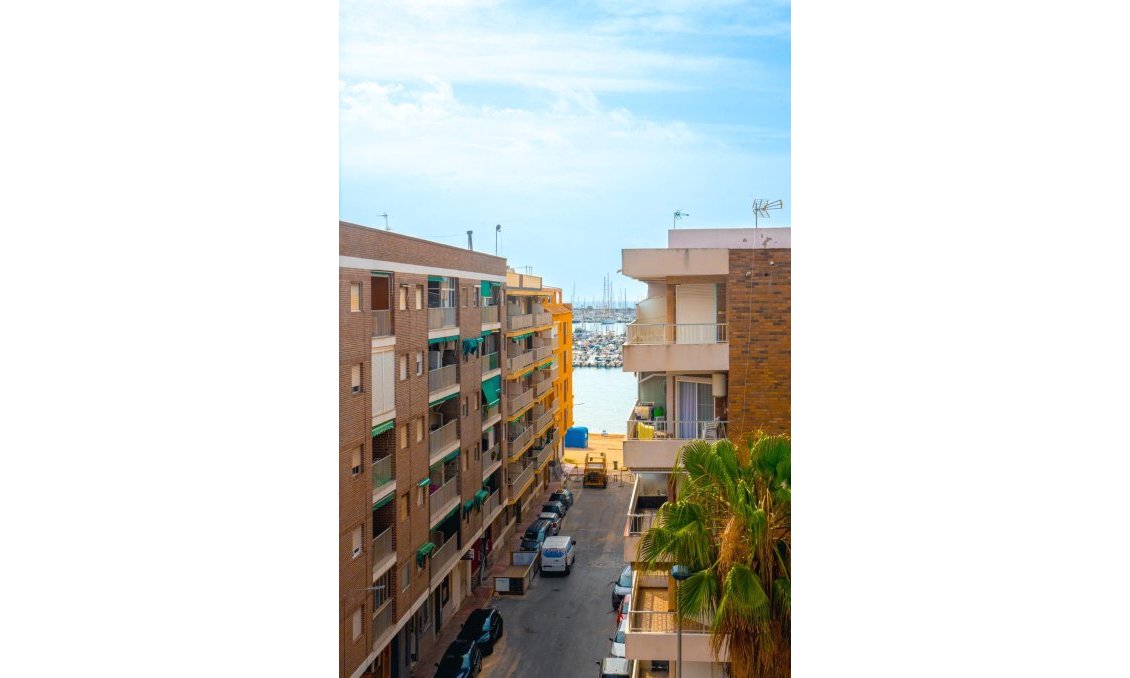 Segunda mano - Apartamento -
Torrevieja - El Acequión - Los Náufragos