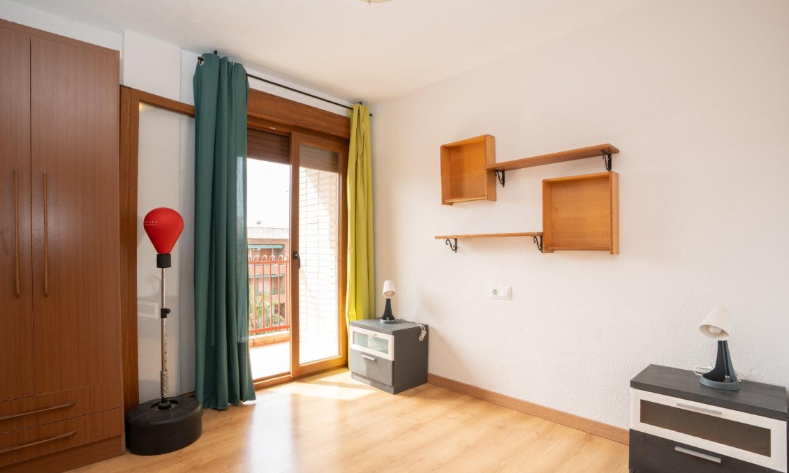 Segunda mano - Apartamento -
Torrevieja - El Acequión - Los Náufragos