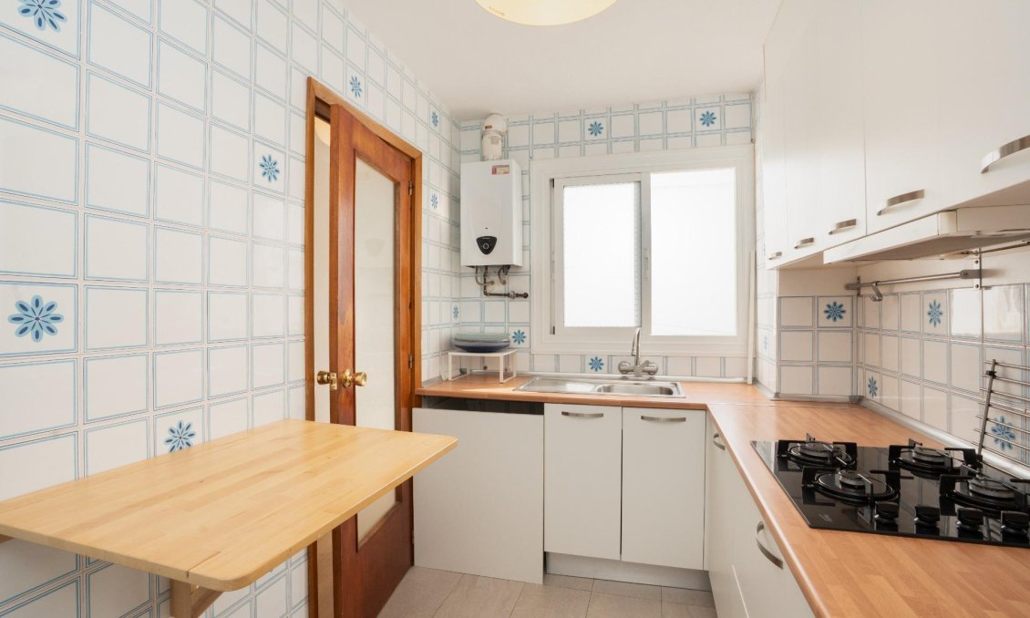 Segunda mano - Apartamento -
Torrevieja - El Acequión - Los Náufragos