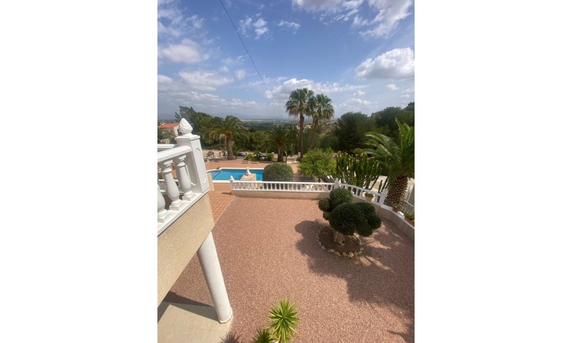 Segunda mano - Villa -
Almoradí - Inland
