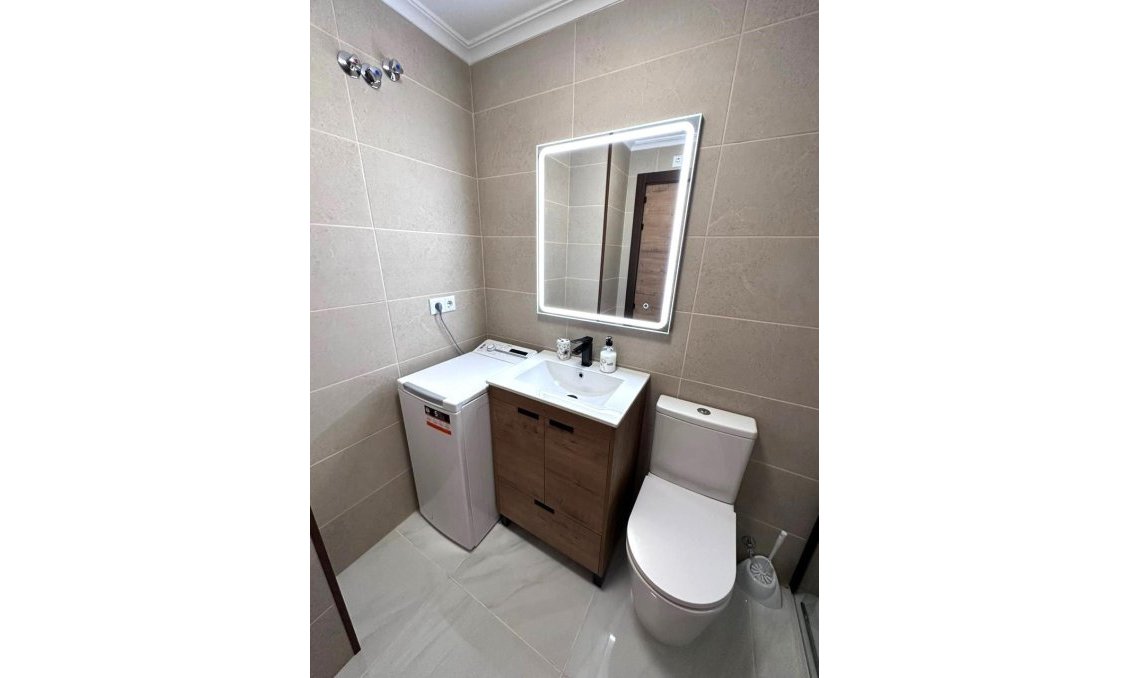 Revente - Appartement -
Torrevieja - Playa del Cura