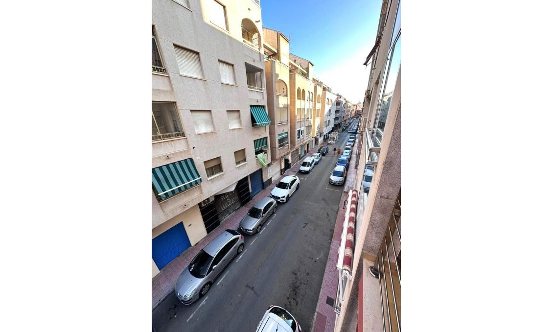 Revente - Appartement -
Torrevieja - Playa del Cura
