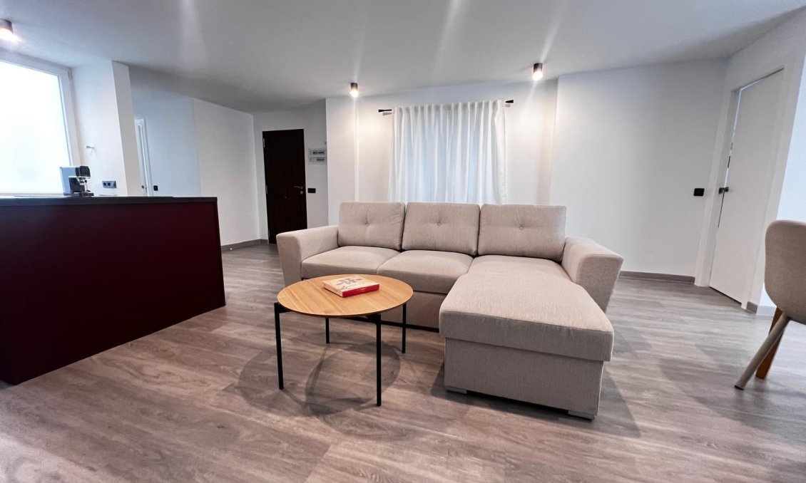 Segunda mano - Apartamento -
Torrevieja - Estacion De Autobuses