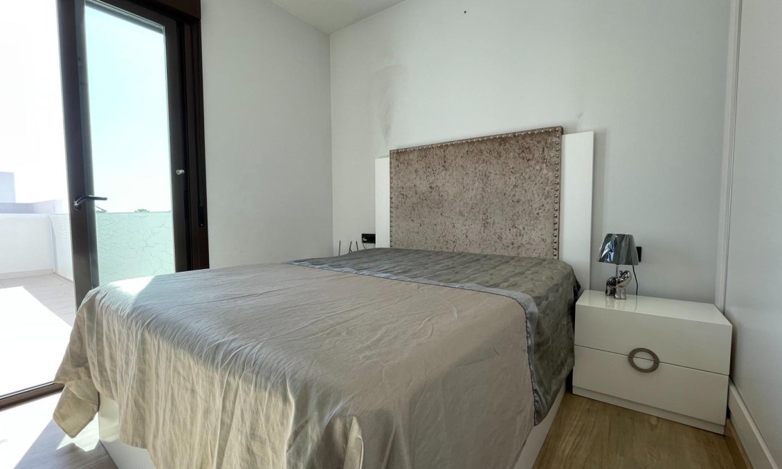 Wiederverkauf - Villa -
Orihuela Costa - Lomas de Cabo Roig
