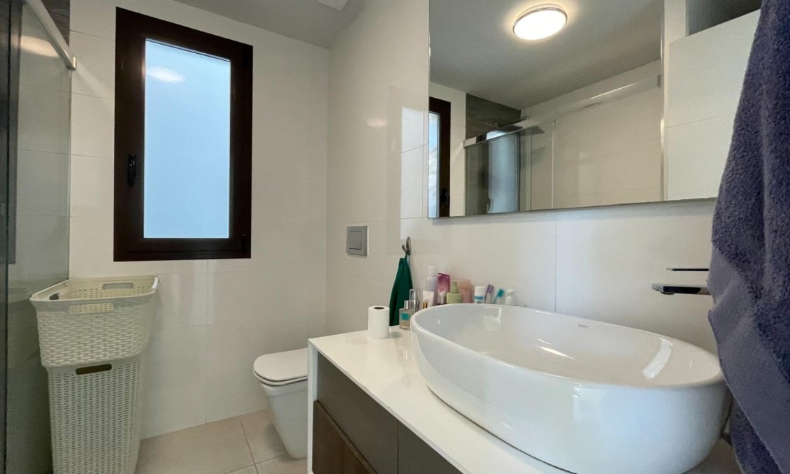 Wiederverkauf - Villa -
Orihuela Costa - Lomas de Cabo Roig