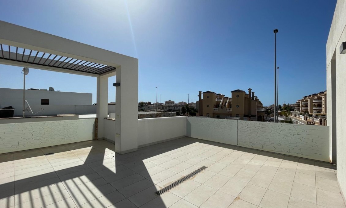 Wiederverkauf - Villa -
Orihuela Costa - Lomas de Cabo Roig