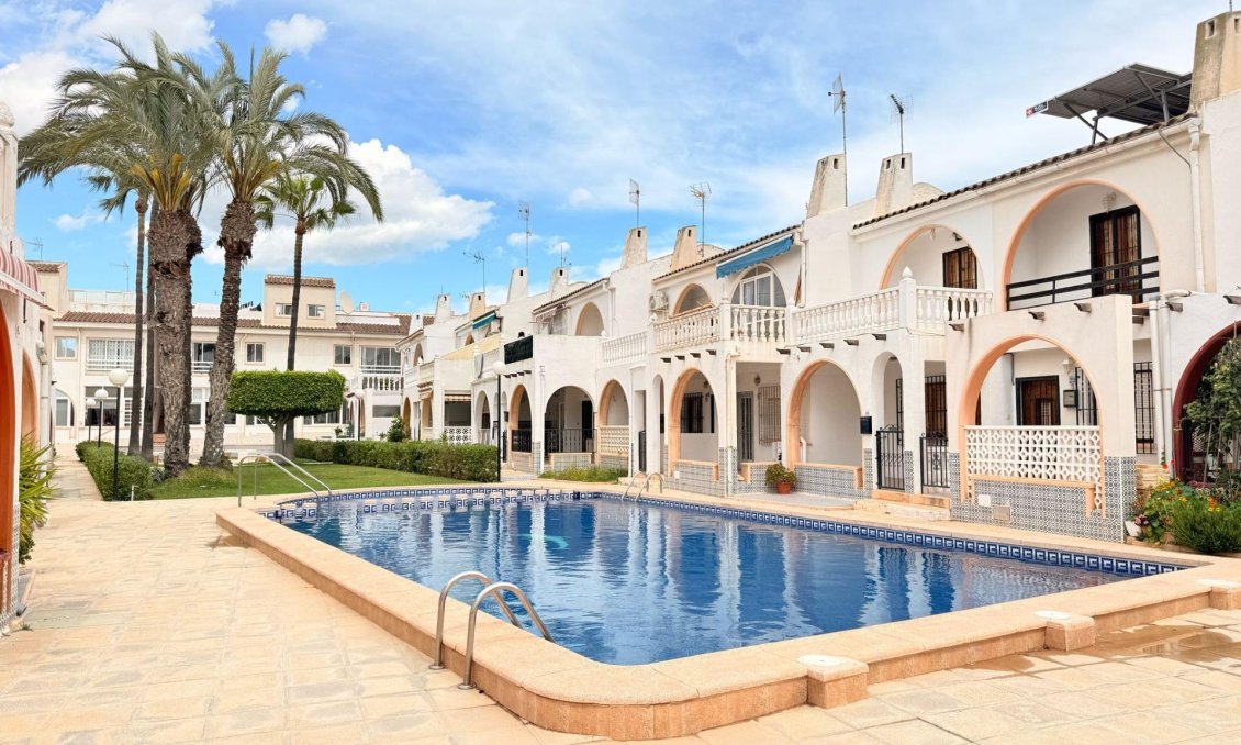 Segunda mano - Town House -
Torrevieja - El Chaparral
