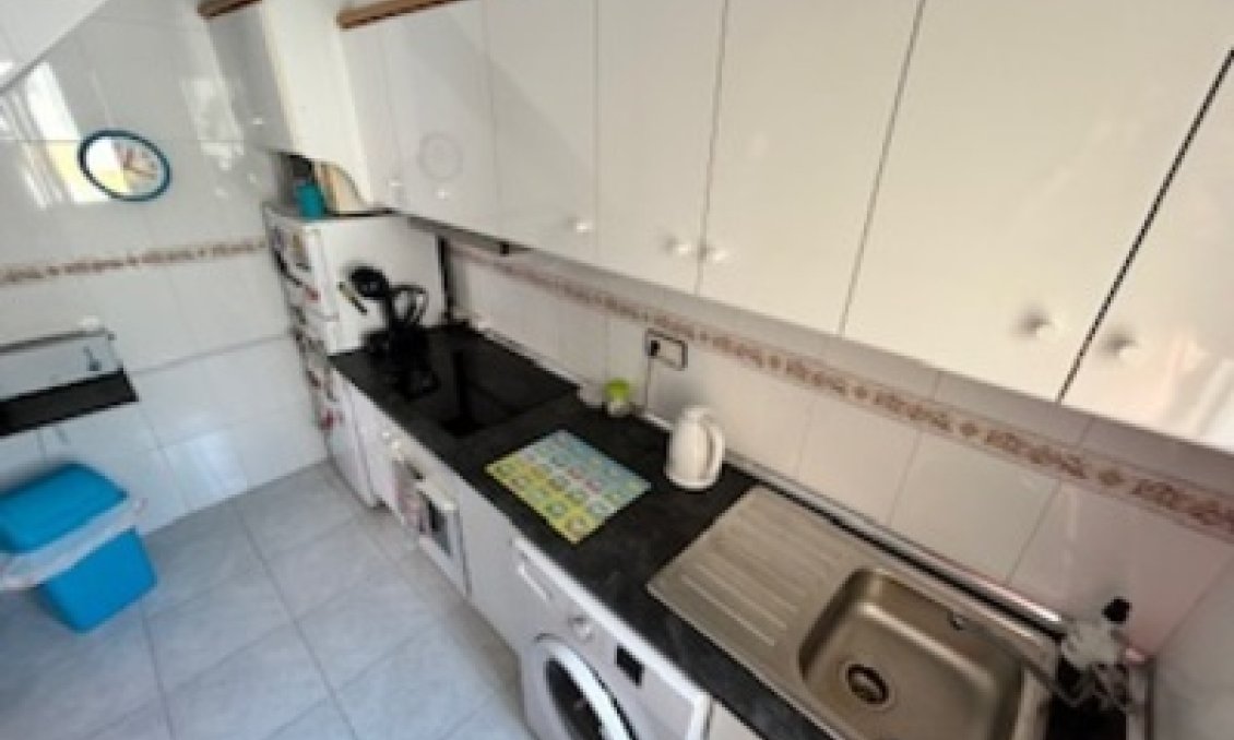 Segunda mano - Bungalow -
San Luis - Inland