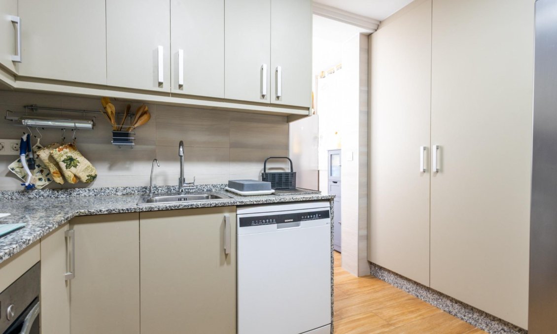 Segunda mano - Apartamento -
Torrevieja - Acequion
