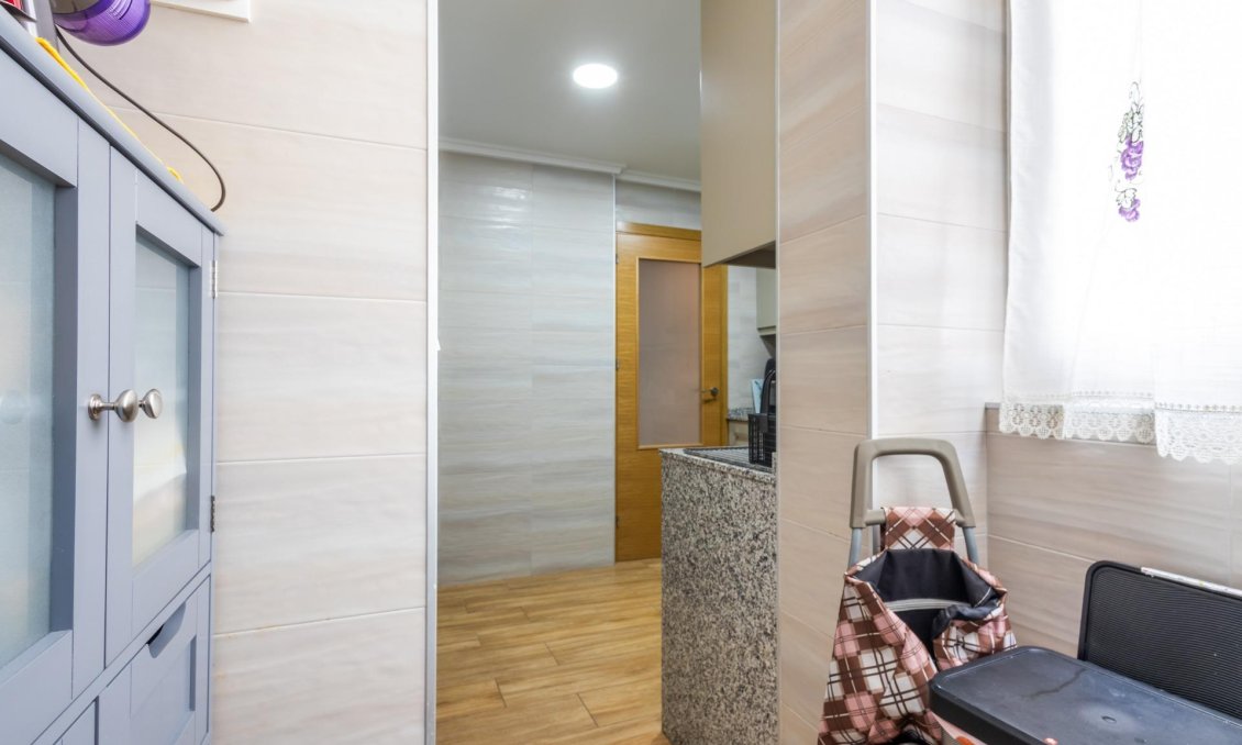 Segunda mano - Apartamento -
Torrevieja - Acequion