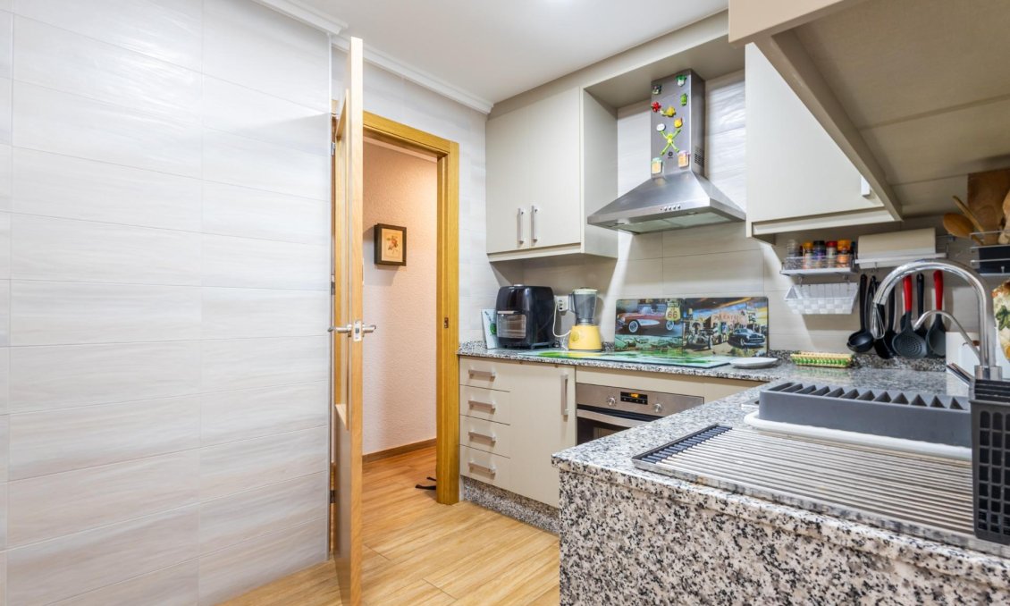Segunda mano - Apartamento -
Torrevieja - Acequion