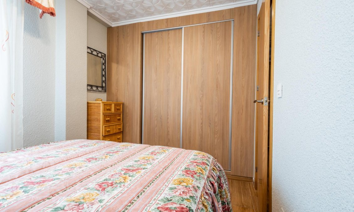 Segunda mano - Apartamento -
Torrevieja - Acequion