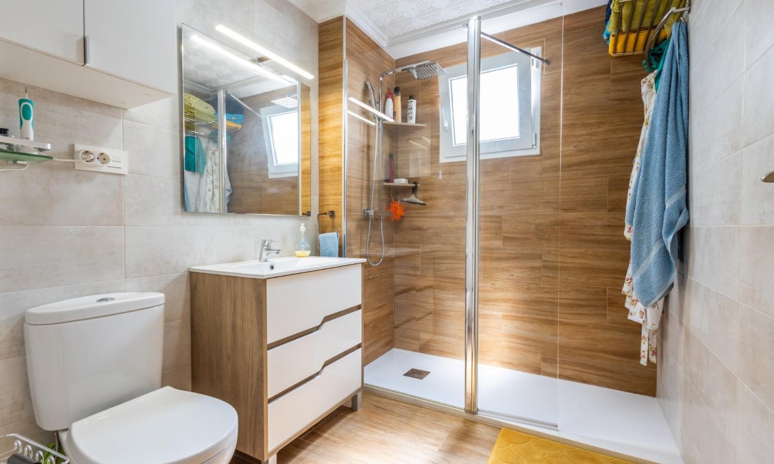 Segunda mano - Apartamento -
Torrevieja - Acequion
