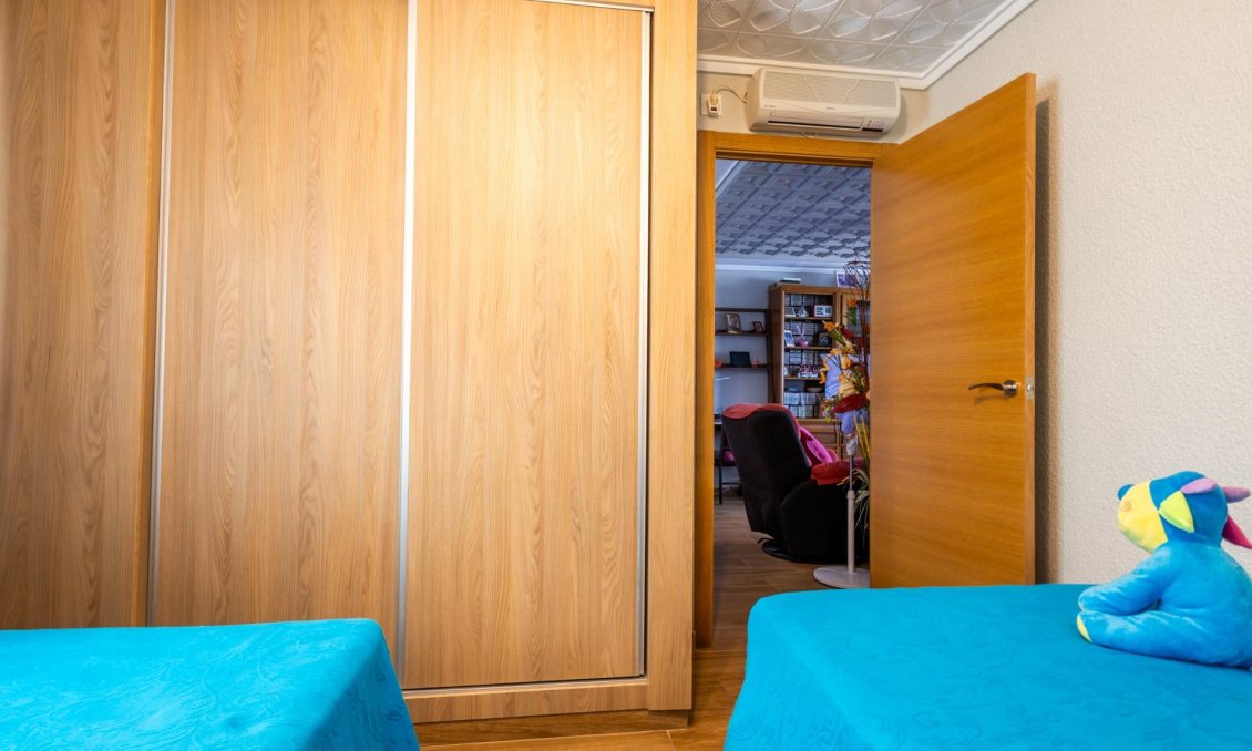 Segunda mano - Apartamento -
Torrevieja - Acequion