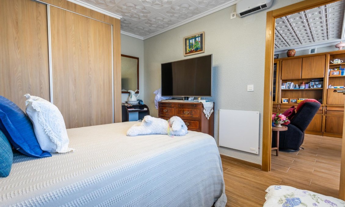 Segunda mano - Apartamento -
Torrevieja - Acequion