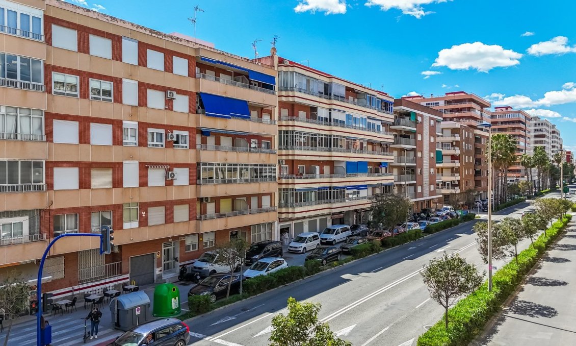Wiederverkauf - Wohnung -
Torrevieja - Acequion