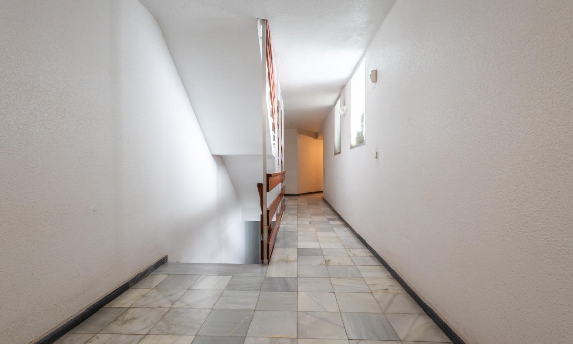 Wiederverkauf - Wohnung -
Torrevieja - Acequion