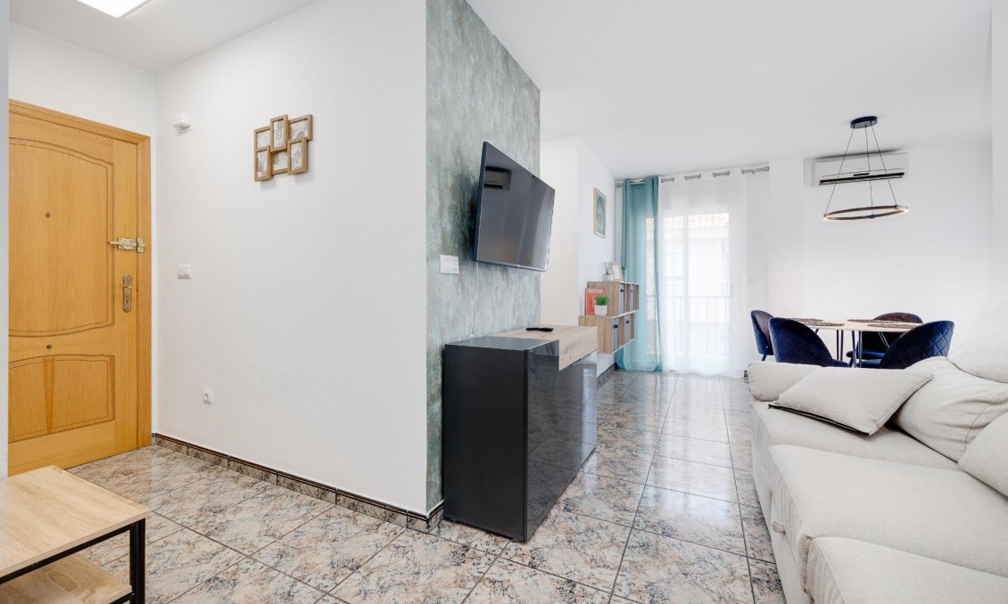 Revente - Appartement -
Torrevieja - Playa De Los Naufragos