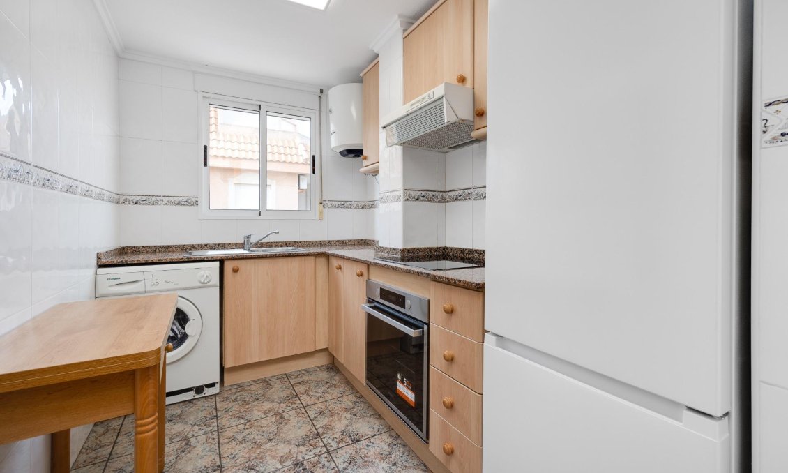 Revente - Appartement -
Torrevieja - Playa De Los Naufragos