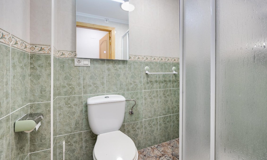 Revente - Appartement -
Torrevieja - Playa De Los Naufragos