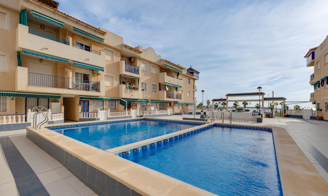 Revente - Appartement -
Torrevieja - Playa De Los Naufragos