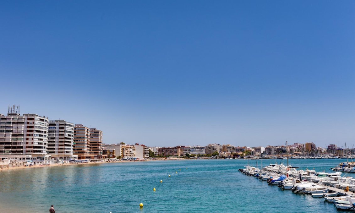 Revente - Appartement -
Torrevieja - Playa De Los Naufragos