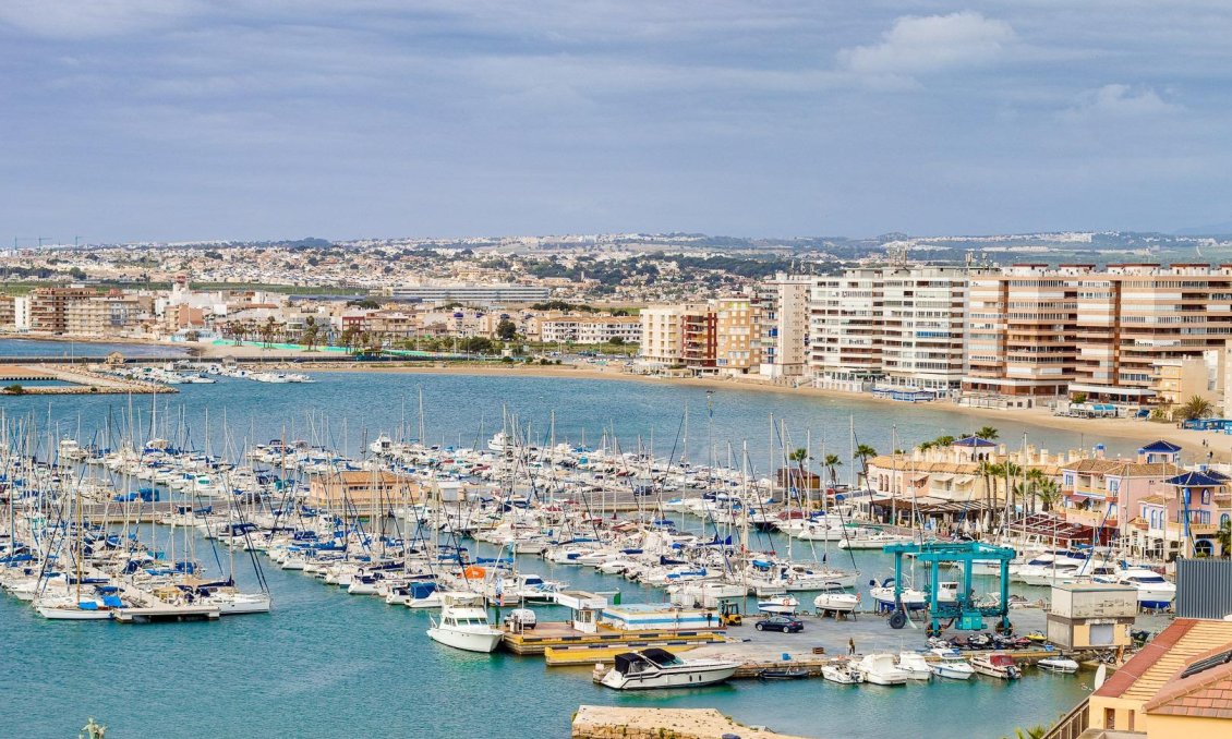 Revente - Appartement -
Torrevieja - Playa De Los Naufragos
