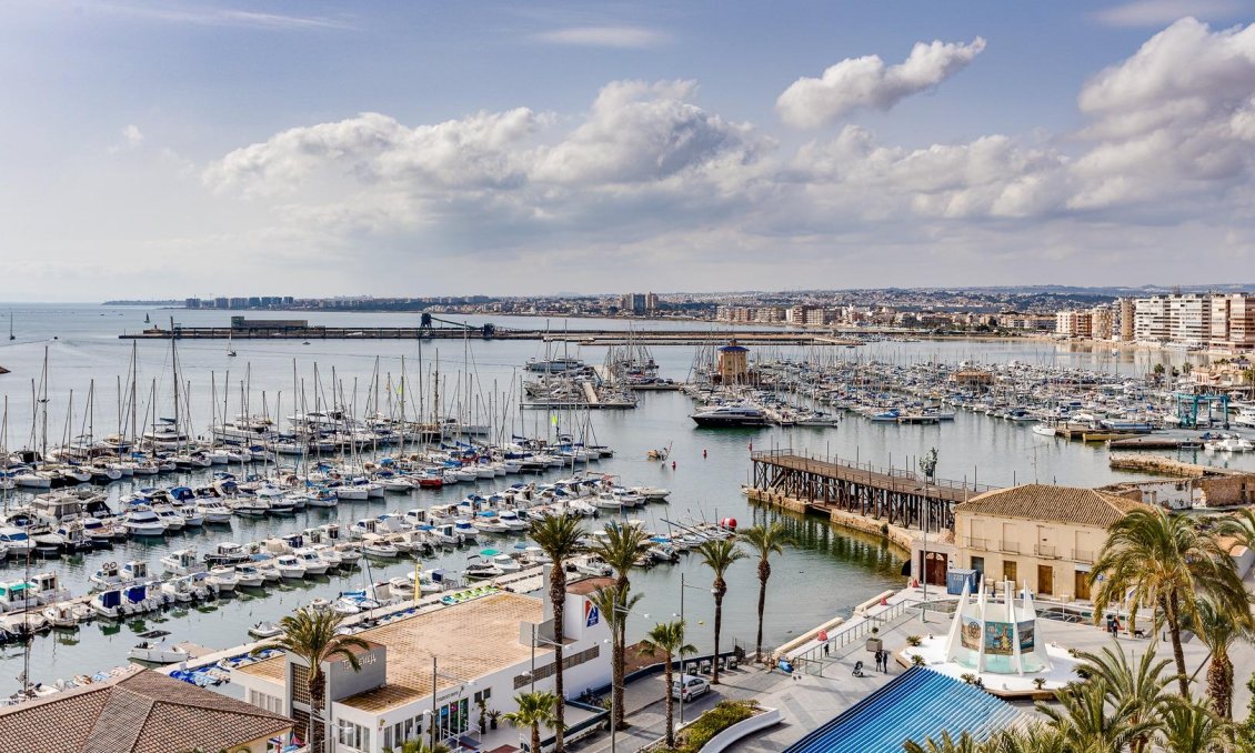 Revente - Appartement -
Torrevieja - Playa De Los Naufragos