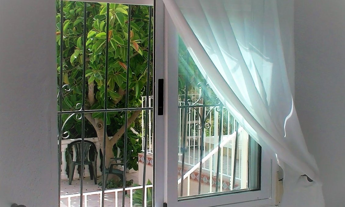 Segunda mano - Villa -
Torrevieja - Costa Blanca