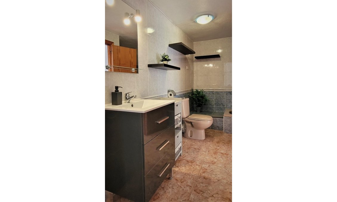 Segunda mano - Villa -
Torrevieja - Costa Blanca