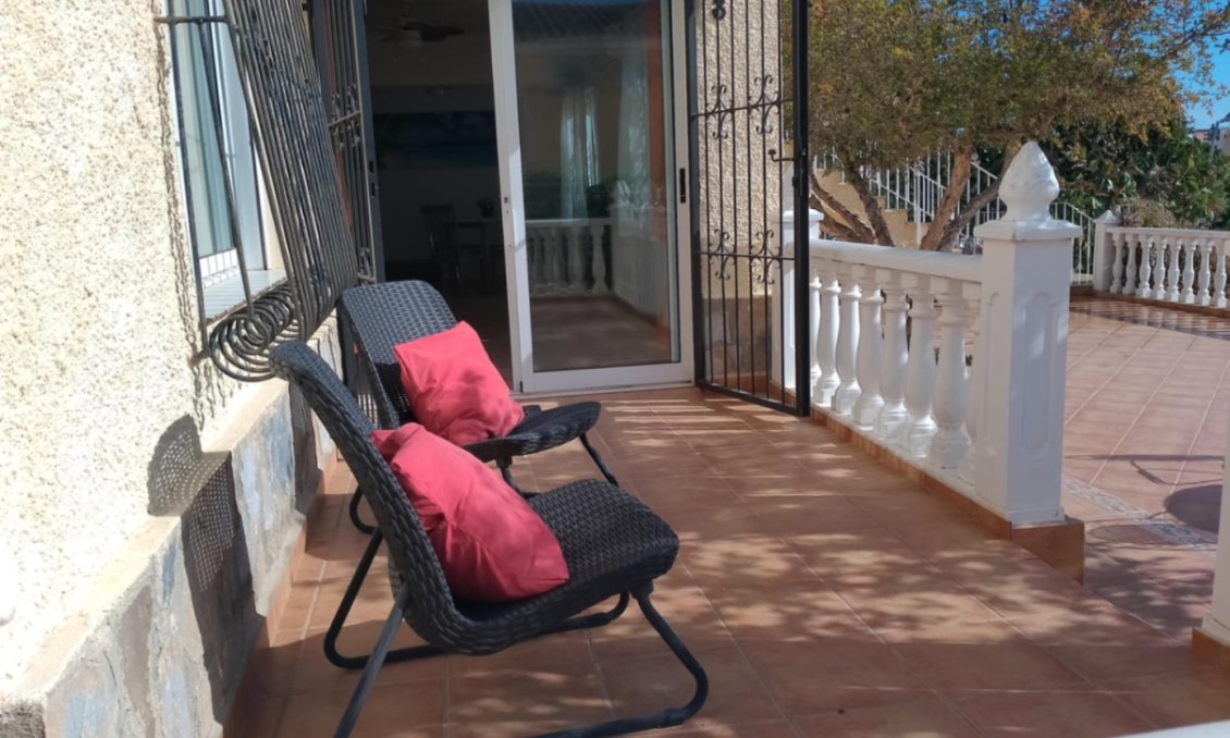 Segunda mano - Villa -
Torrevieja - Costa Blanca