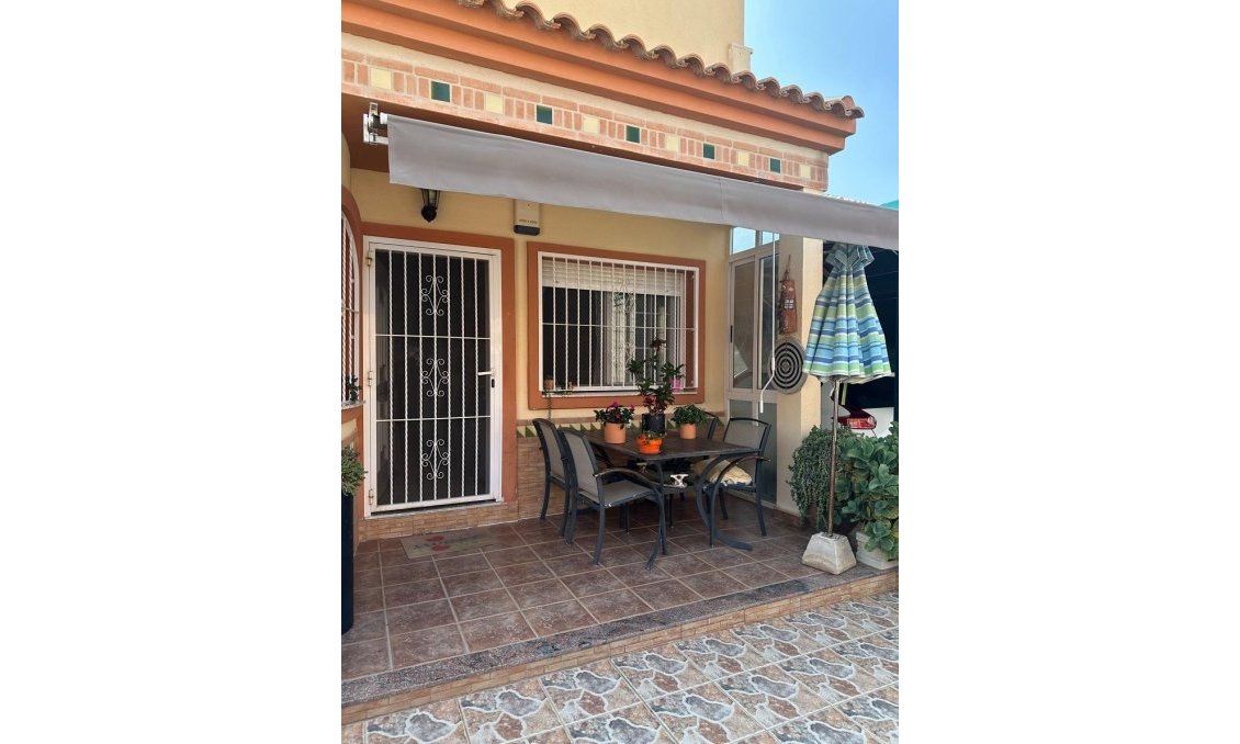 Wiederverkauf - Villa -
Orihuela Costa - Playa Flamenca