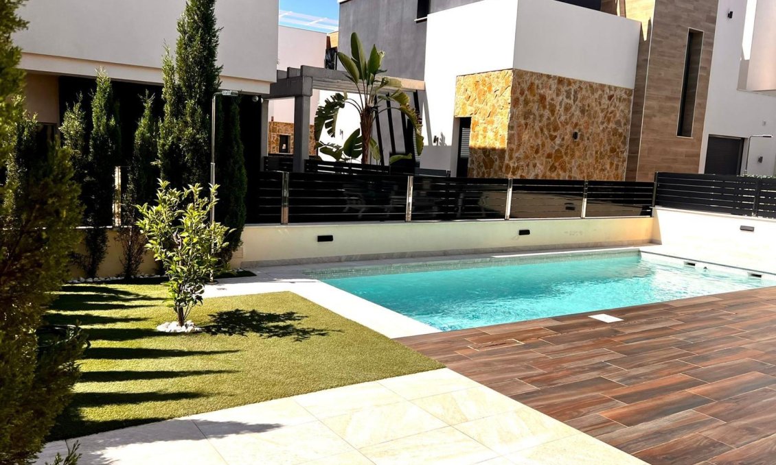 Segunda mano - Villa -
Orihuela Costa - Lomas De Cabo Roig-los Dolses