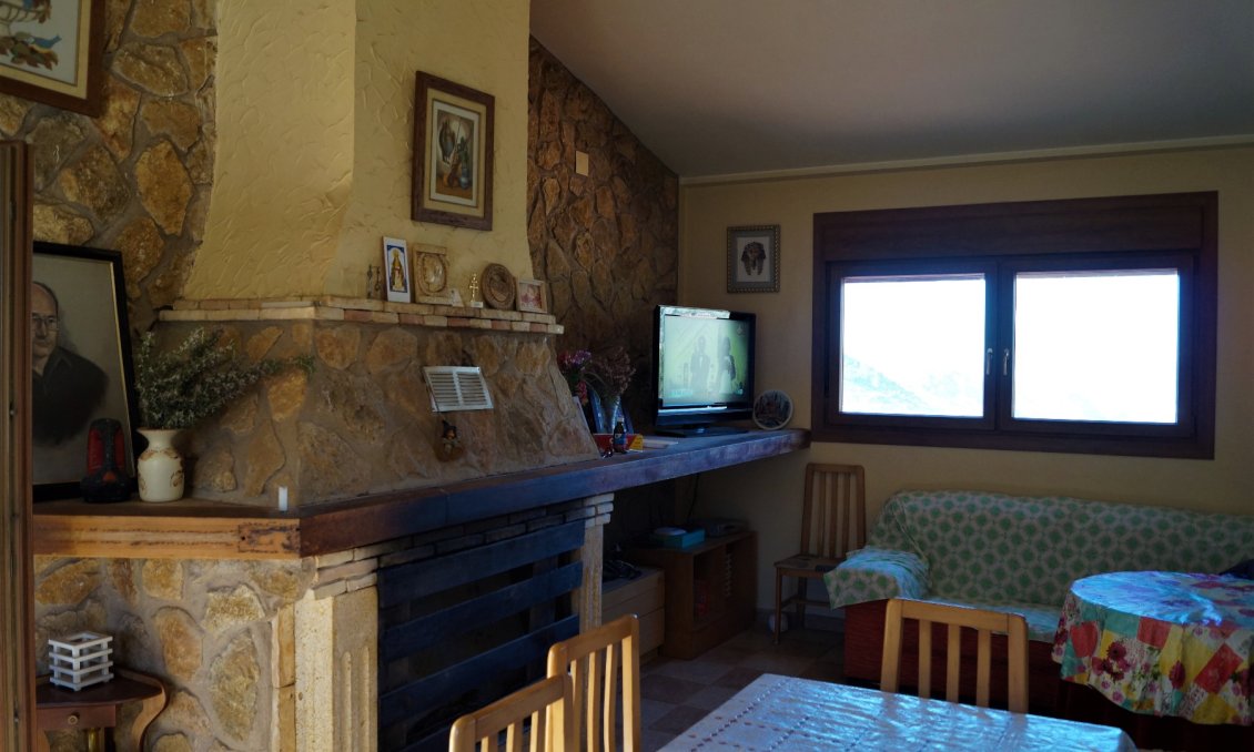 Segunda mano - Villa -
Petrer - Inland