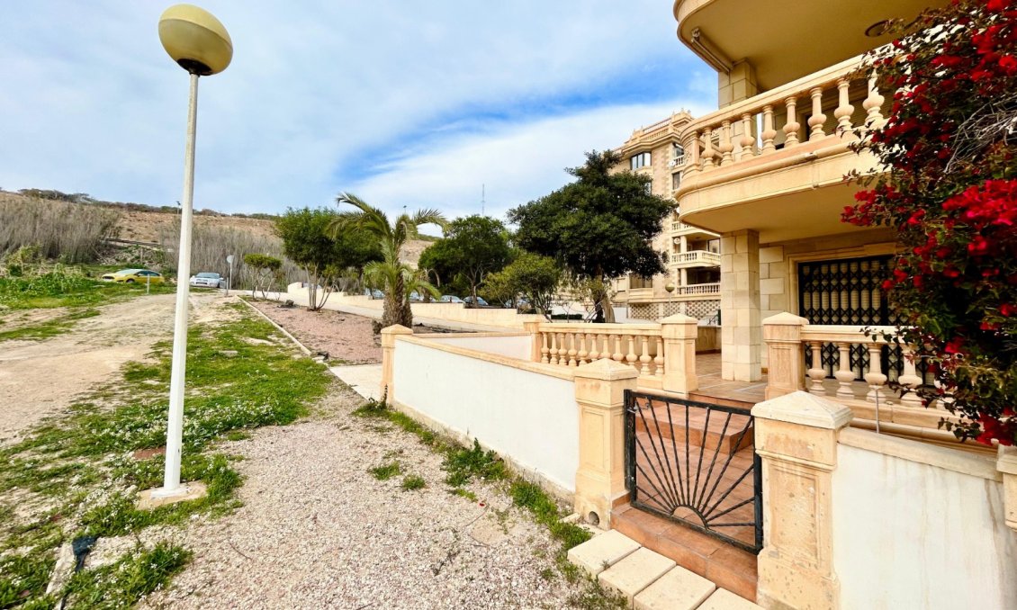 Segunda mano - Apartamento -
Guardamar del Segura - Costa Blanca